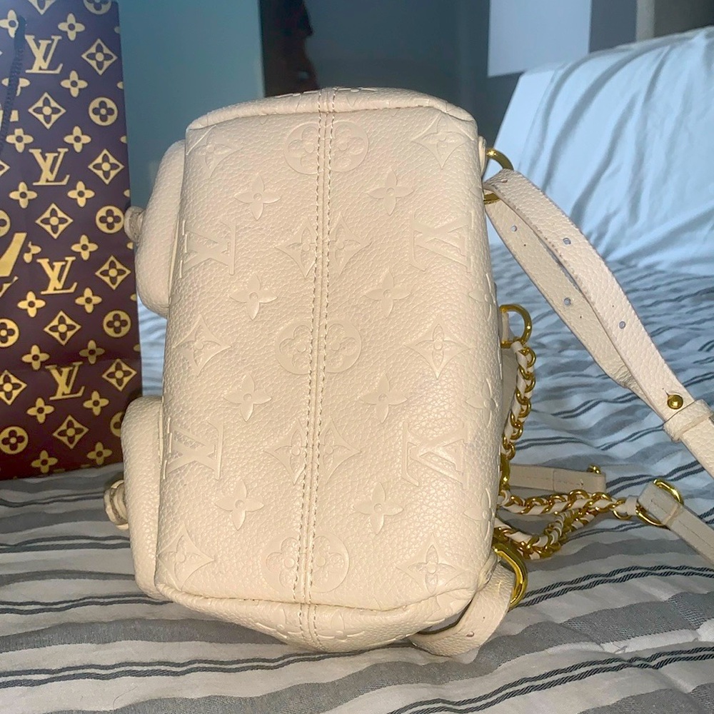 Louis Vuitton Backup Backpack - Picture 5 of 6